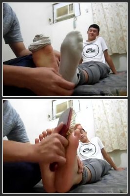 JockFootFantasy – Asian Guy Tickling