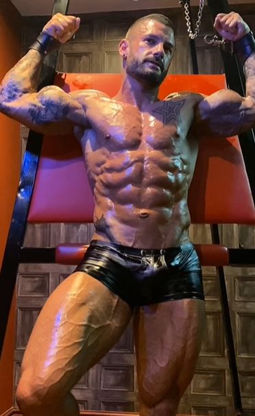 Jake on a Rack – Pump Action – OnlyFans