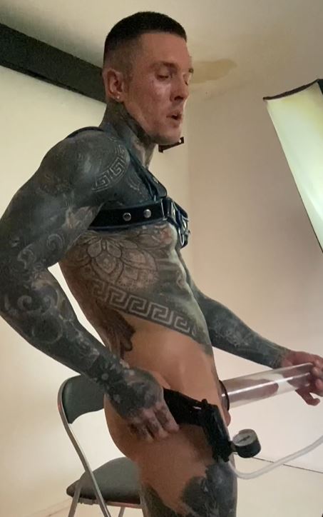 Cock Pump with @andrewengland – Pump Action – OnlyFans
