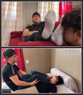 Str8crushfeet – Street Feet Hunt Angel Psychologist With Wide, Perfect Feet And a Beautiful Smile